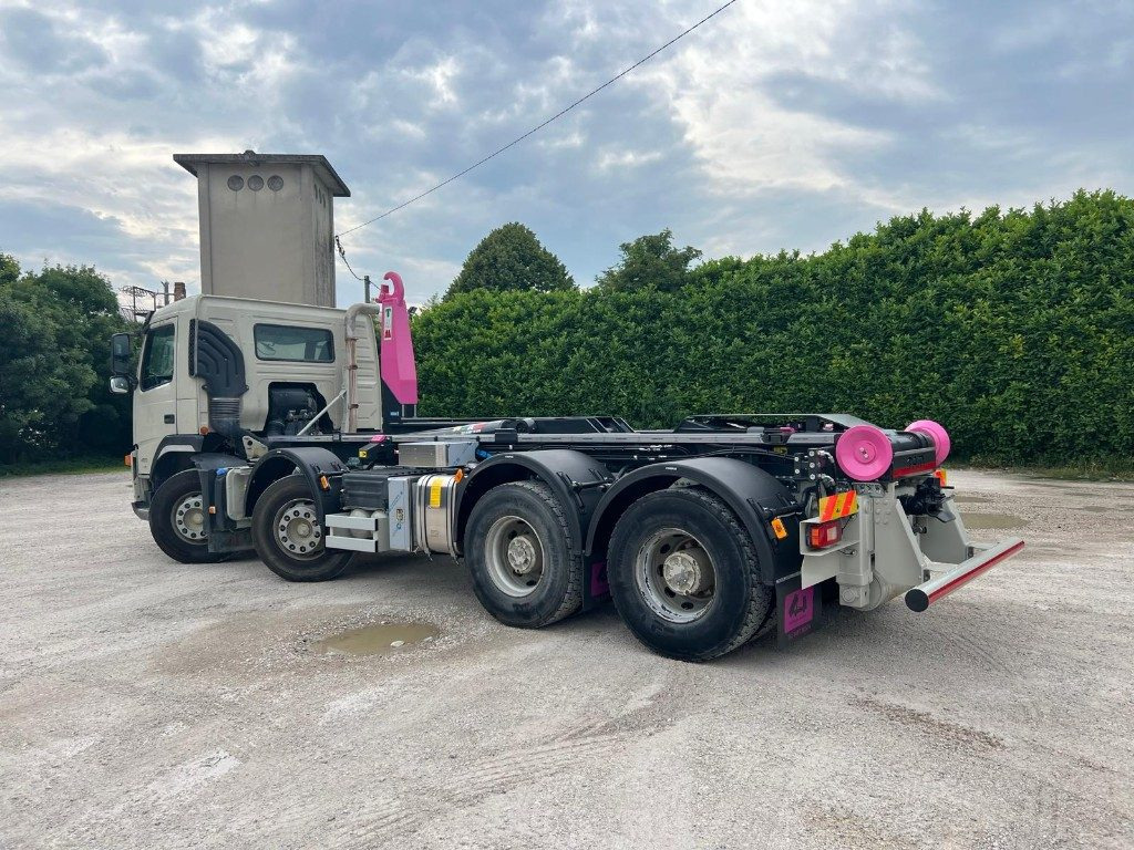 VOLVO FM480 SCARRABILE 8X4 - Lastbil kroghejs: billede 3 VOLVO FM480 SCARRABILE 8X4 - Lastbil kroghejs: billede 3