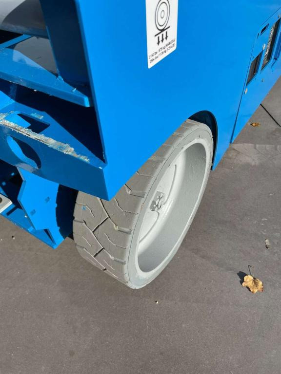 Sakselift Genie GS-2646: billede 10 Sakselift Genie GS-2646: billede 10