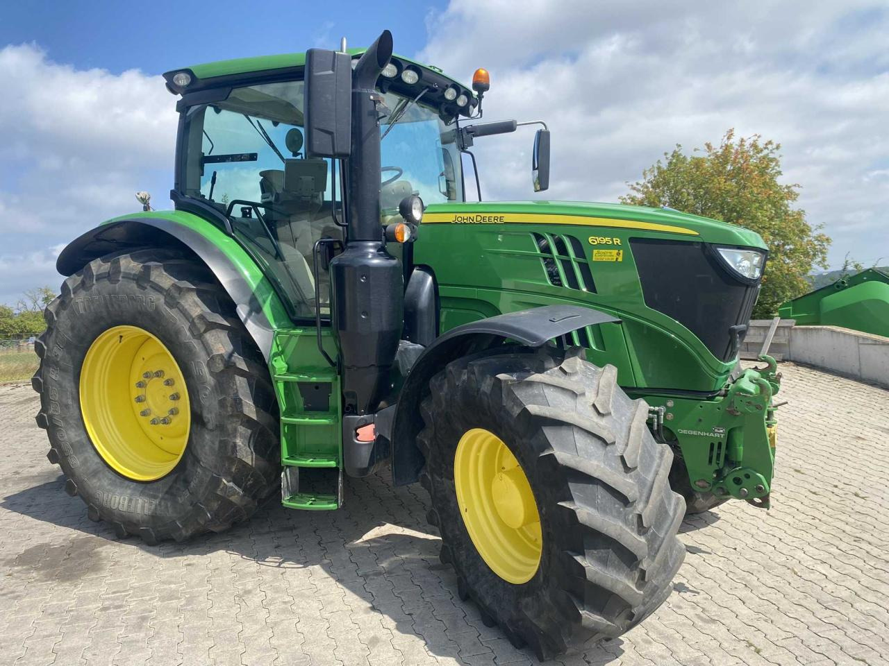 John Deere 6195R - Traktor: billede 2 John Deere 6195R - Traktor: billede 2