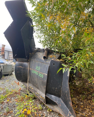 LeppäMusta 255 HD - Sand-/ Saltspreder: billede 2 LeppäMusta 255 HD - Sand-/ Saltspreder: billede 2