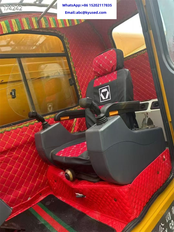 Leje en XCMG QAY160 XCA160 XCT160 QY160 160TON 180TON 150TON 100TON 130TON CRANE XCMG QAY160 XCA160 XCT160 QY160 160TON 180TON 150TON 100TON 130TON CRANE: billede 6 Leje en XCMG QAY160 XCA160 XCT160 QY160 160TON 180TON 150TON 100TON 130TON CRANE XCMG QAY160 XCA160 XCT160 QY160 160TON 180TON 150TON 100TON 130TON CRANE: billede 6