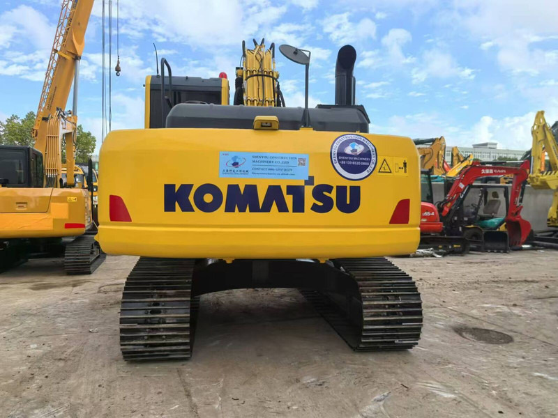 Komatsu PC200 PC220 - Bæltegravemaskine: billede 2 Komatsu PC200 PC220 - Bæltegravemaskine: billede 2