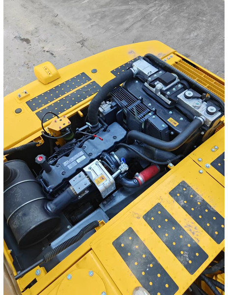 Komatsu PC220-8 - Bæltegravemaskine: billede 3 Komatsu PC220-8 - Bæltegravemaskine: billede 3