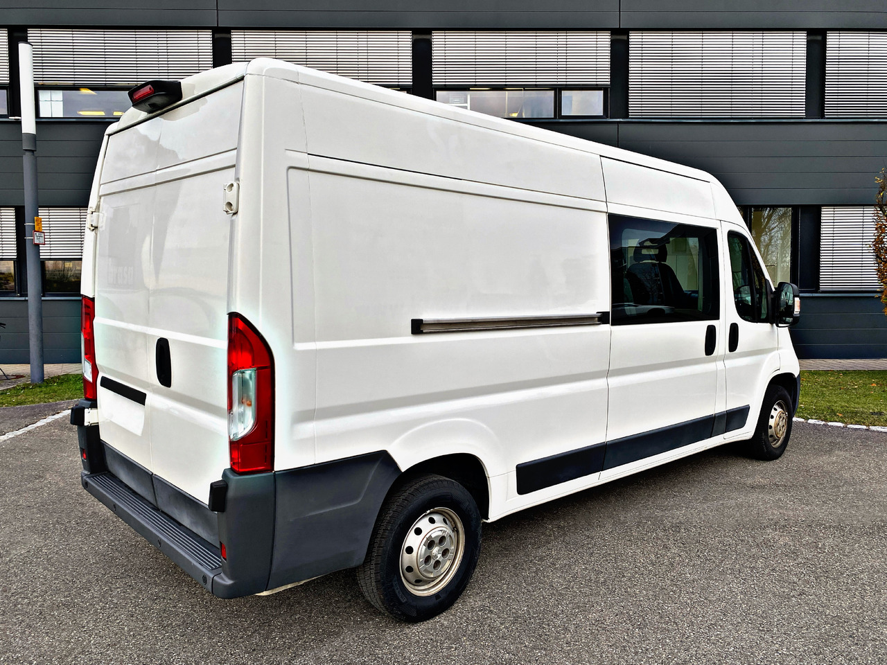 Peugeot Boxer Kasten Hoch 335 L3H2Pro|5Sitzer|Kamera|19% - Varevogn, Mandskabsbil: billede 3 Peugeot Boxer Kasten Hoch 335 L3H2Pro|5Sitzer|Kamera|19% - Varevogn, Mandskabsbil: billede 3