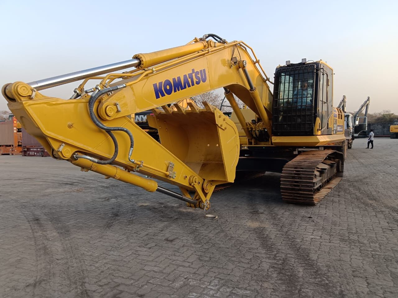 New Komatsu PC210 tracked excavator - Bæltegravemaskine: billede 5 New Komatsu PC210 tracked excavator - Bæltegravemaskine: billede 5
