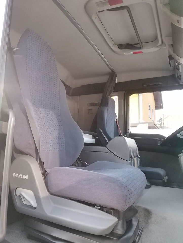 Containerbil/ Veksellad lastbil MAN TGA 18 320: billede 13