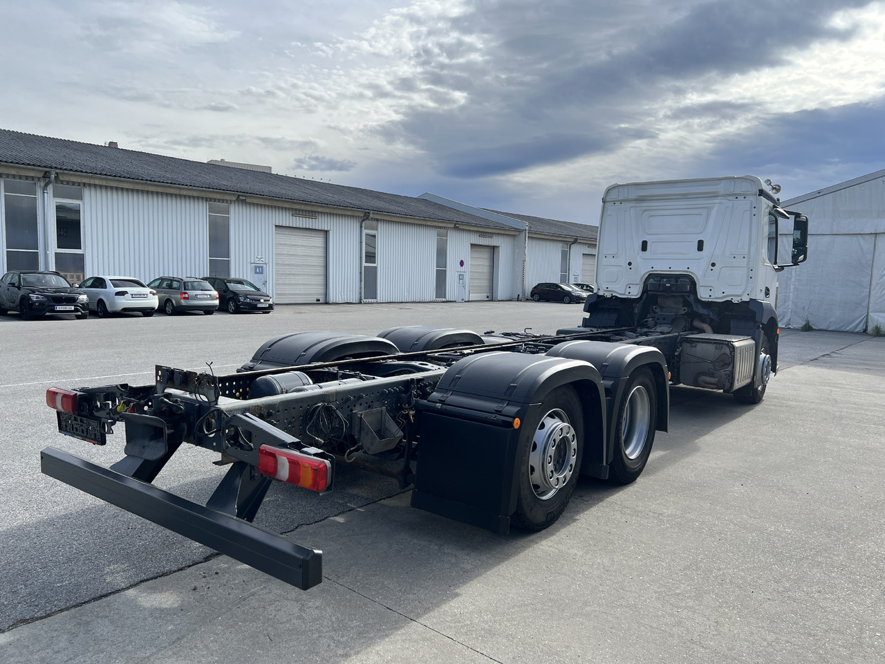 MERCEDES-BENZ Antos 25 40 | Standheizung | Klima | Liftachse - Lastbil chassis: billede 3 MERCEDES-BENZ Antos 25 40 | Standheizung | Klima | Liftachse - Lastbil chassis: billede 3