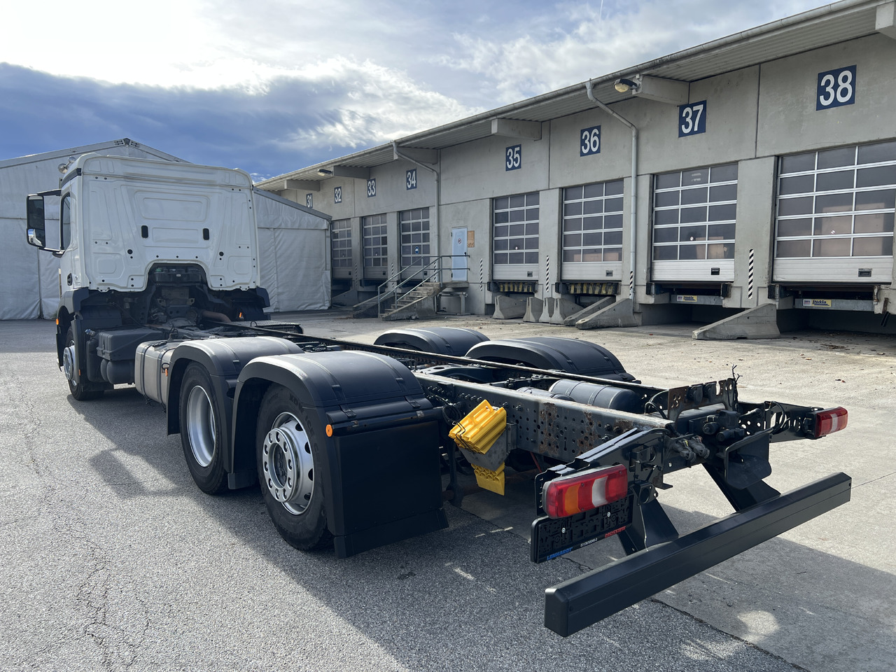 MERCEDES-BENZ Antos 25 40 | Standheizung | Klima | Liftachse - Lastbil chassis: billede 4 MERCEDES-BENZ Antos 25 40 | Standheizung | Klima | Liftachse - Lastbil chassis: billede 4