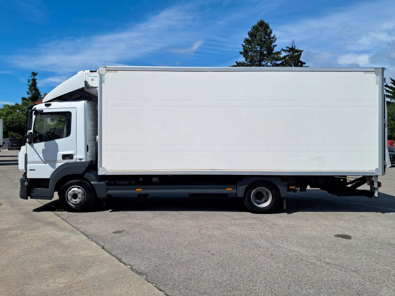 Mercedes-Benz Atego 8.21 Kühlkoffer LBW | Klima | Tempo | Dif - Kølevogn lastbil: billede 4 Mercedes-Benz Atego 8.21 Kühlkoffer LBW | Klima | Tempo | Dif - Kølevogn lastbil: billede 4