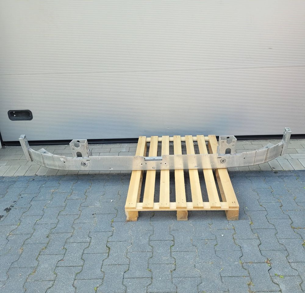 BELKA ZDERZAK RENAULT RANGE T GAMA 82679327 CHWALIM116 - Kofanger for Lastbil: billede 1 BELKA ZDERZAK RENAULT RANGE T GAMA 82679327 CHWALIM116 - Kofanger for Lastbil: billede 1