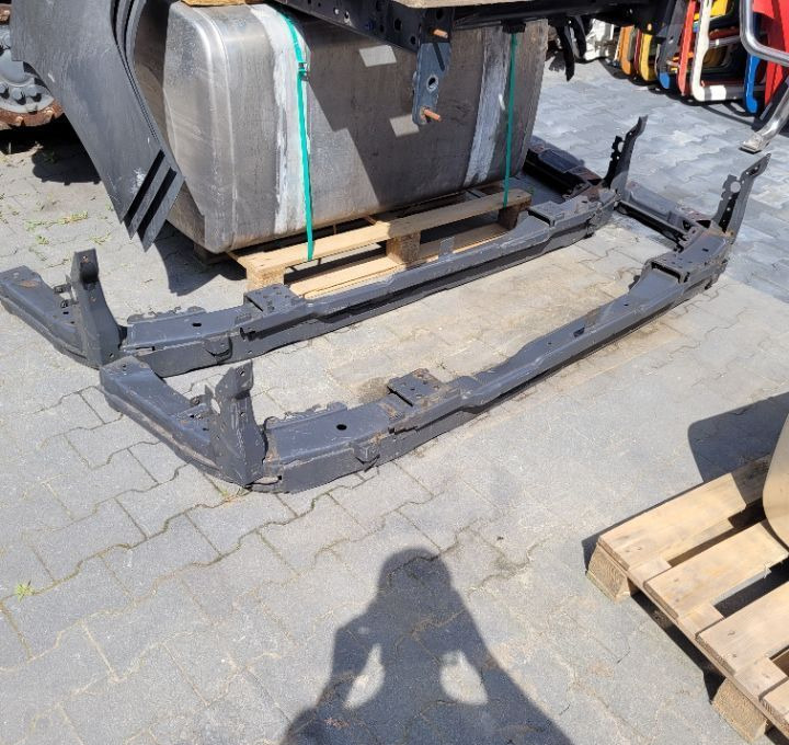 BELKA ZDERZAKA VOLVO FH13 ORYGINAL POLECAM - Kofanger for Lastbil: billede 1 BELKA ZDERZAKA VOLVO FH13 ORYGINAL POLECAM - Kofanger for Lastbil: billede 1