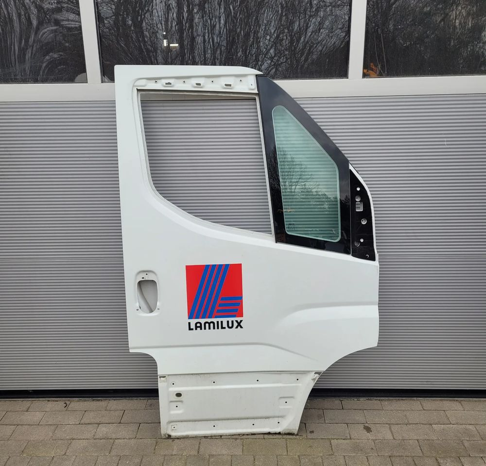 DRZWI IVECO DAILY NM RH. LUB LH. CANA ZA SZT. CHWALIM116 - Dør og reservedele for Varebil: billede 1 DRZWI IVECO DAILY NM RH. LUB LH. CANA ZA SZT. CHWALIM116 - Dør og reservedele for Varebil: billede 1