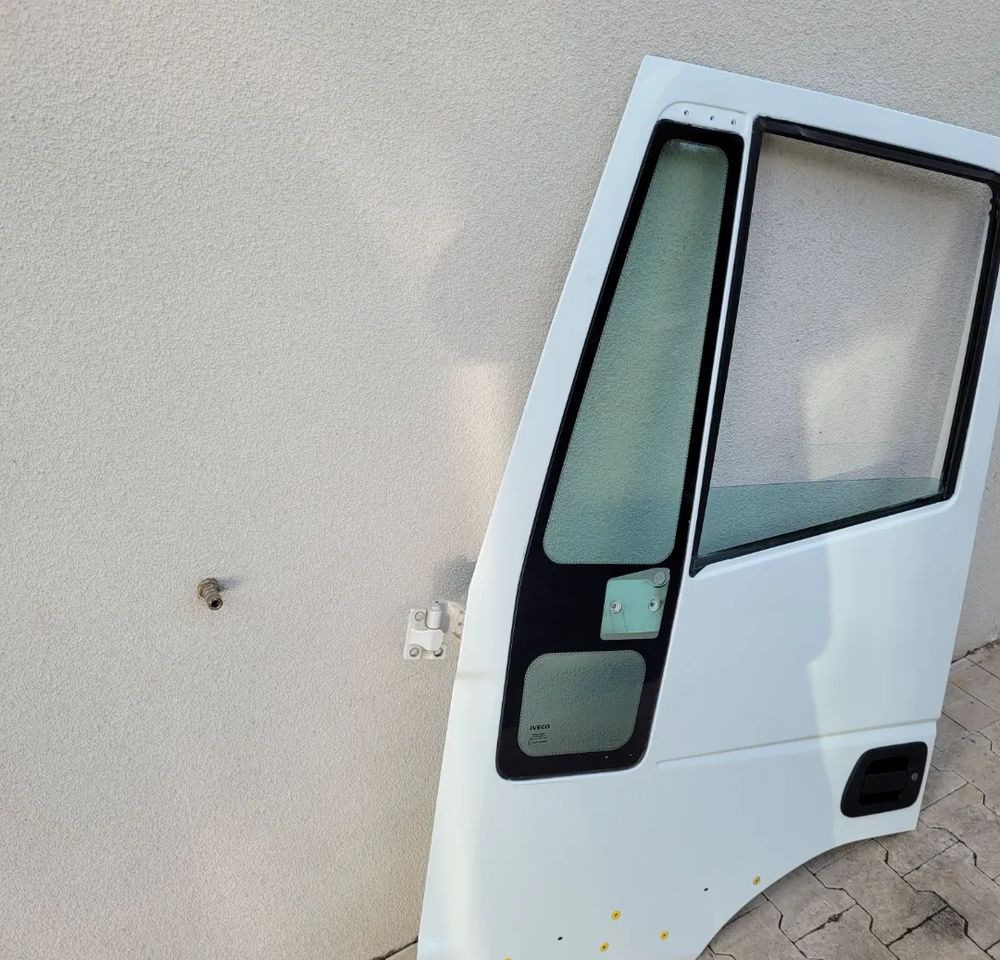 DRZWI LEWE IVECO EUROCARGO - Dør og reservedele for Lastbil: billede 3 DRZWI LEWE IVECO EUROCARGO - Dør og reservedele for Lastbil: billede 3