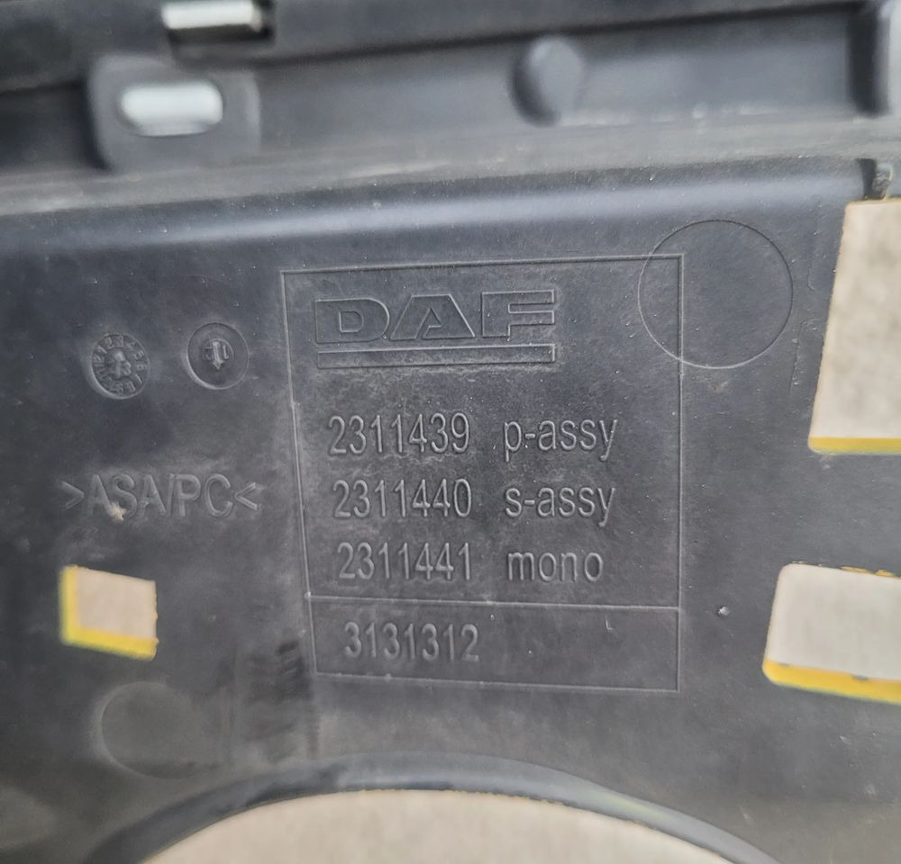 GRILL DAF XG ORYGINAŁ USZKODZONA 2311439 CHWALIM116 - Gitter for Lastbil: billede 4 GRILL DAF XG ORYGINAŁ USZKODZONA 2311439 CHWALIM116 - Gitter for Lastbil: billede 4