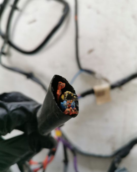 INSTALACJA ZDERZAKA VOLVO FL EURO 6 - Kabel/ Ledning for Lastbil: billede 2 INSTALACJA ZDERZAKA VOLVO FL EURO 6 - Kabel/ Ledning for Lastbil: billede 2