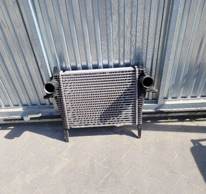 INTERCOOLER IVECO EUROCARGO E6. 504289364 - Ladeluftkøler for Lastbil: billede 1 INTERCOOLER IVECO EUROCARGO E6. 504289364 - Ladeluftkøler for Lastbil: billede 1