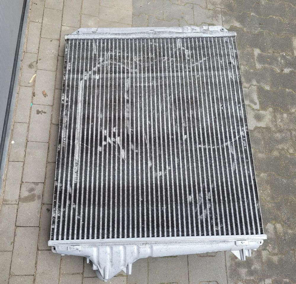 INTERCOOLER RENAULT GAMA T ORYGINAL SZCZELNA 7421892738 CHWALIM116 - Ladeluftkøler for Lastbil: billede 2 INTERCOOLER RENAULT GAMA T ORYGINAL SZCZELNA 7421892738 CHWALIM116 - Ladeluftkøler for Lastbil: billede 2