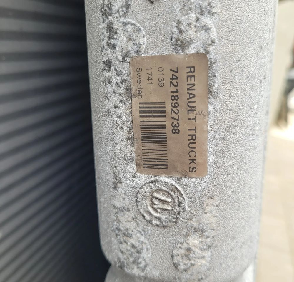 INTERCOOLER RENAULT GAMA T ORYGINAL SZCZELNA 7421892738 CHWALIM116 - Ladeluftkøler for Lastbil: billede 3 INTERCOOLER RENAULT GAMA T ORYGINAL SZCZELNA 7421892738 CHWALIM116 - Ladeluftkøler for Lastbil: billede 3