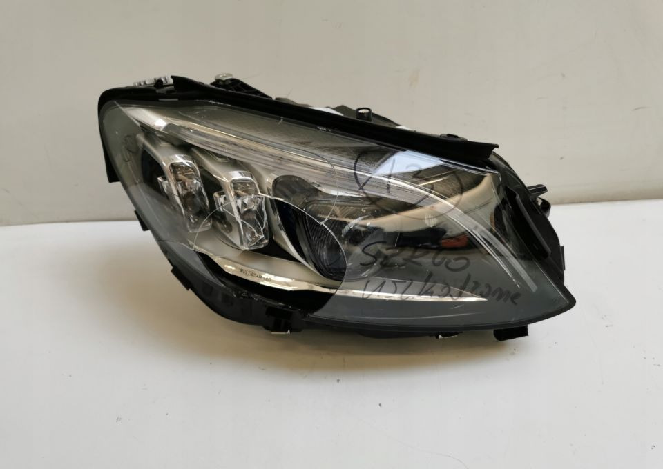 LAMPA PRZÓD MERCEDES C KLASA A 205 9061606 LIFT - Forlygte: billede 1 LAMPA PRZÓD MERCEDES C KLASA A 205 9061606 LIFT - Forlygte: billede 1