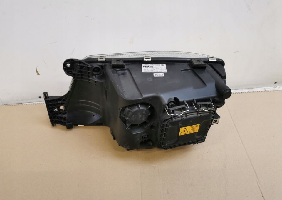 LAMPA XENON MAN TGX TGS RH.ORYGINAŁ LIFT MOCNY LED - Forlygte for Lastbil: billede 3 LAMPA XENON MAN TGX TGS RH.ORYGINAŁ LIFT MOCNY LED - Forlygte for Lastbil: billede 3