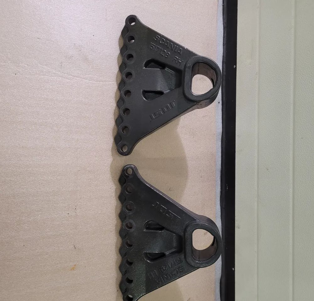 ŁAPY MOCOWANIE SIODŁA JOST SCANIA 1517128 1517129 - Drejeskammel for Lastbil: billede 1 ŁAPY MOCOWANIE SIODŁA JOST SCANIA 1517128 1517129 - Drejeskammel for Lastbil: billede 1