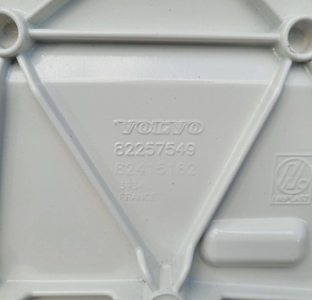 MASKA ATRAPA VOLVO FMX ORYGINAŁ 82257549 CHWALIM116 - Hætte for Lastbil: billede 5 MASKA ATRAPA VOLVO FMX ORYGINAŁ 82257549 CHWALIM116 - Hætte for Lastbil: billede 5