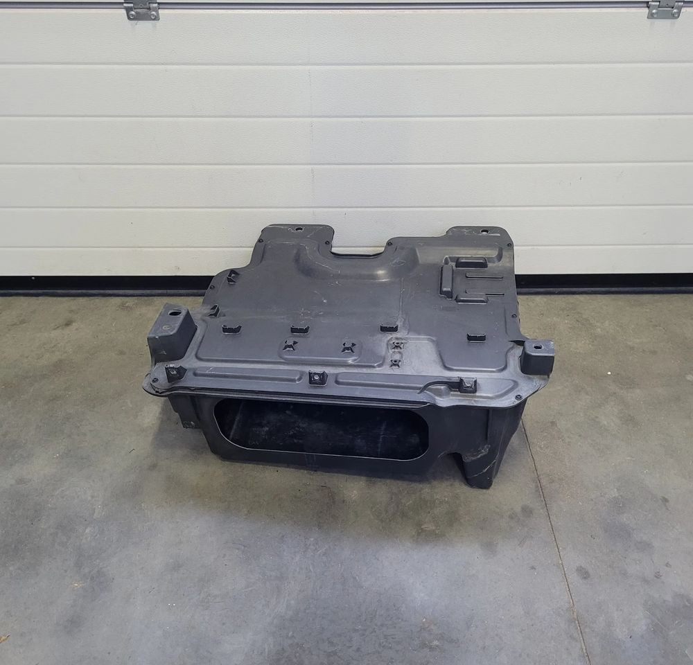 SCHOWEK BOCZNY RENAULT GAMA T 82226073 CHWALIM116 - Karosseri og udvendig for Lastbil: billede 1 SCHOWEK BOCZNY RENAULT GAMA T 82226073 CHWALIM116 - Karosseri og udvendig for Lastbil: billede 1