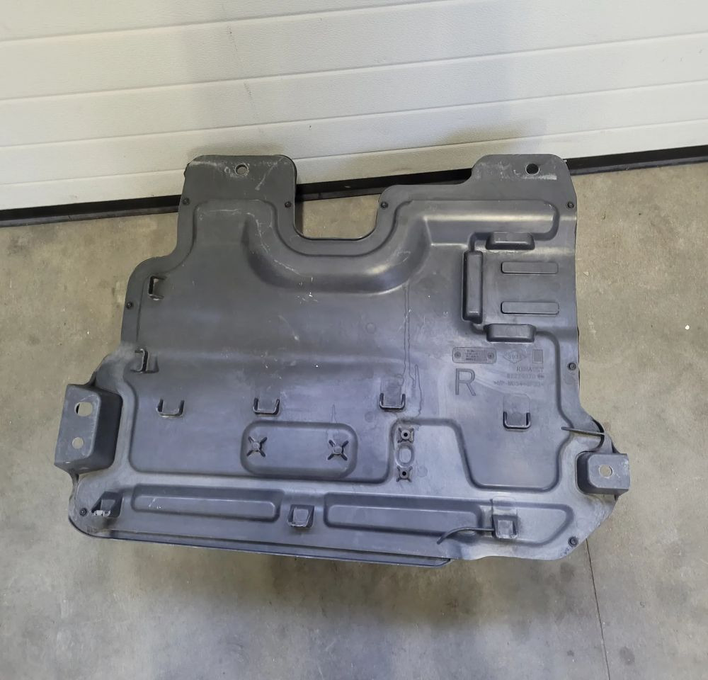 SCHOWEK BOCZNY RENAULT GAMA T 82226073 CHWALIM116 - Karosseri og udvendig for Lastbil: billede 4 SCHOWEK BOCZNY RENAULT GAMA T 82226073 CHWALIM116 - Karosseri og udvendig for Lastbil: billede 4