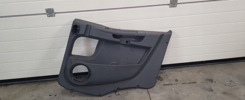 TAPICERKA DRZWI IVECO EUROCARGO E6 RH 504266737 - Dør og reservedele for Lastbil: billede 1 TAPICERKA DRZWI IVECO EUROCARGO E6 RH 504266737 - Dør og reservedele for Lastbil: billede 1