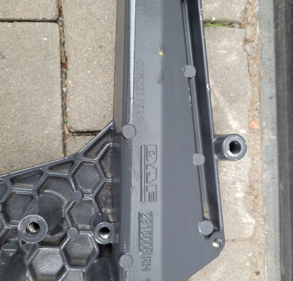 WSPORNIK MOCOWANIE DAF XG NM RH 2315006 ORYGINAŁ CHWALIM116 - Karosseri og udvendig for Lastbil: billede 4 WSPORNIK MOCOWANIE DAF XG NM RH 2315006 ORYGINAŁ CHWALIM116 - Karosseri og udvendig for Lastbil: billede 4