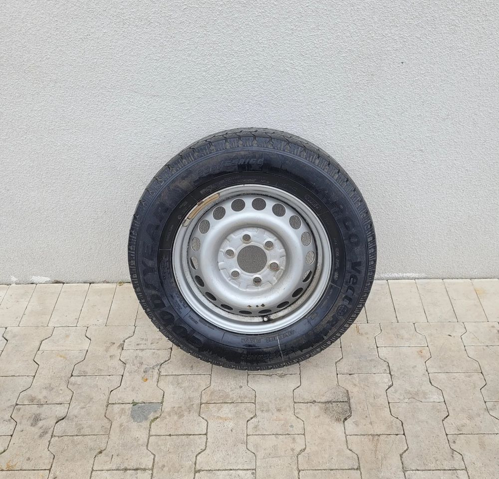 ZAPAS KOLO SPRINTER CRAFTER 235/65 R16C GOODYEAR - Komplet hjul for Varebil: billede 1 ZAPAS KOLO SPRINTER CRAFTER 235/65 R16C GOODYEAR - Komplet hjul for Varebil: billede 1