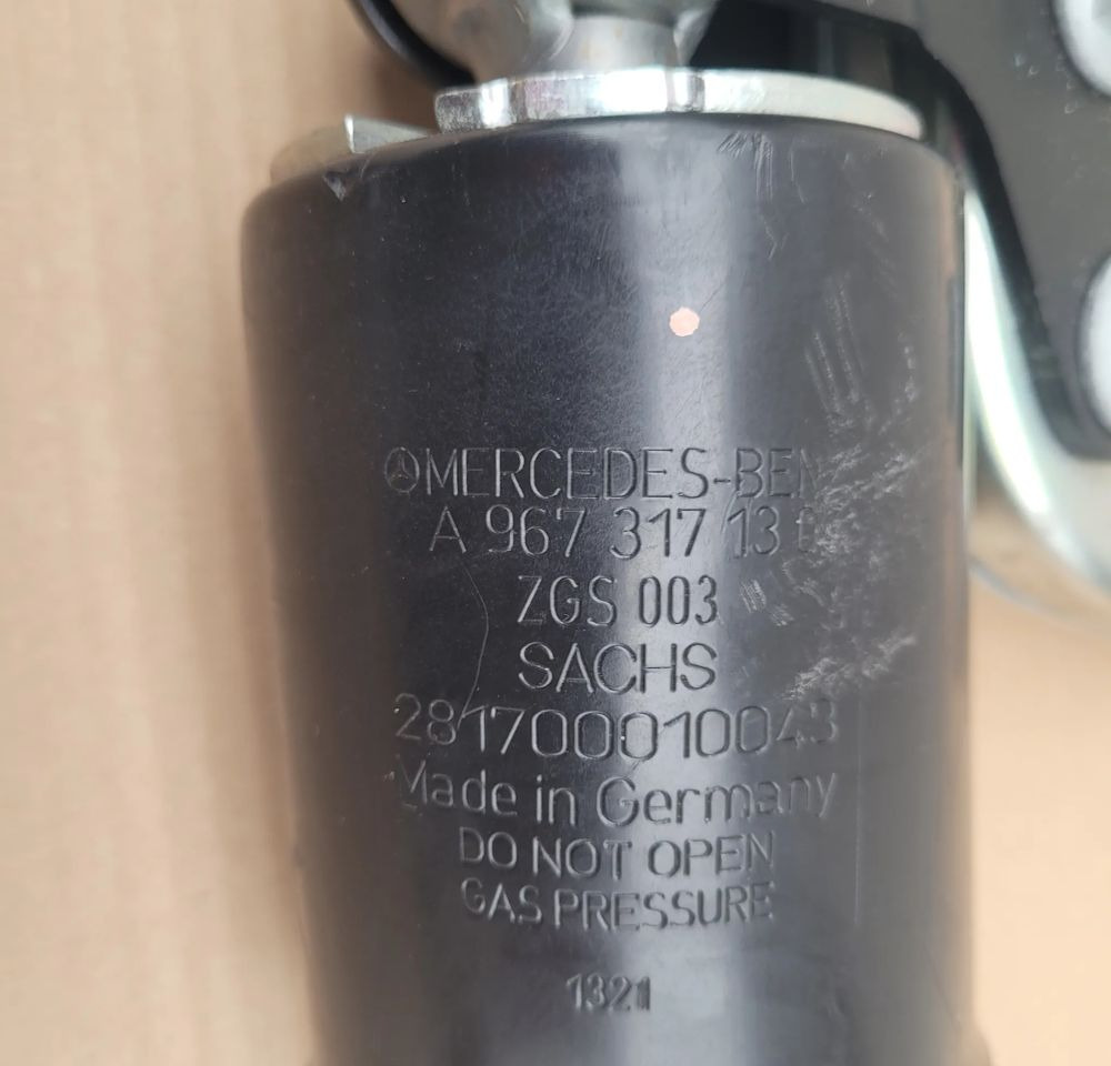 ZAWIESZENIE KABINY ZAMKI MERCEDES ATEGO A9423100383 NOWY ORYGINAŁ CHWALIM116 - Førerhusaffjedring for Lastbil: billede 4 ZAWIESZENIE KABINY ZAMKI MERCEDES ATEGO A9423100383 NOWY ORYGINAŁ CHWALIM116 - Førerhusaffjedring for Lastbil: billede 4