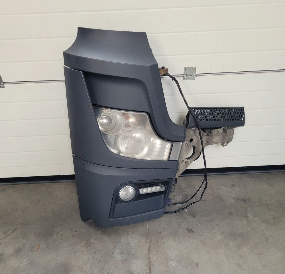 ZDERZAK MERCEDES ACTROS MP4 PRAWY - Kofanger for Lastbil: billede 1 ZDERZAK MERCEDES ACTROS MP4 PRAWY - Kofanger for Lastbil: billede 1