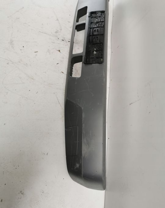 ZDERZAK MERCEDES VARIO 670 ORYGINAŁ - Kofanger for Varebil: billede 5 ZDERZAK MERCEDES VARIO 670 ORYGINAŁ - Kofanger for Varebil: billede 5