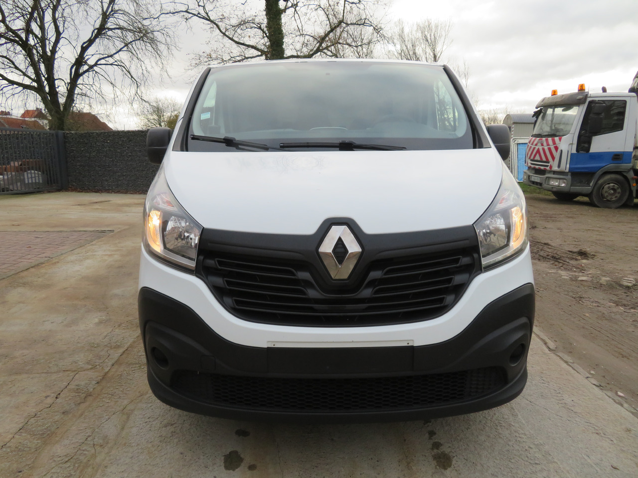 Renault Trafic 1.6dCi Grand Confort - L2H1 - Små varebil: billede 2 Renault Trafic 1.6dCi Grand Confort - L2H1 - Små varebil: billede 2