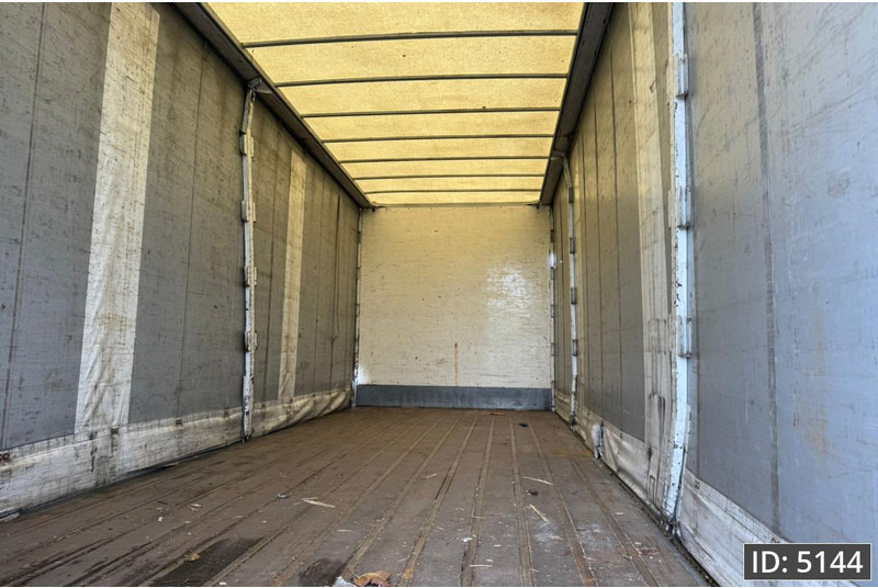 Scania P230 Day Cab, Euro 5, / Manual / 750x248x260 / DHOLLANDIA - Lastbil med presenning: billede 5 Scania P230 Day Cab, Euro 5, / Manual / 750x248x260 / DHOLLANDIA - Lastbil med presenning: billede 5