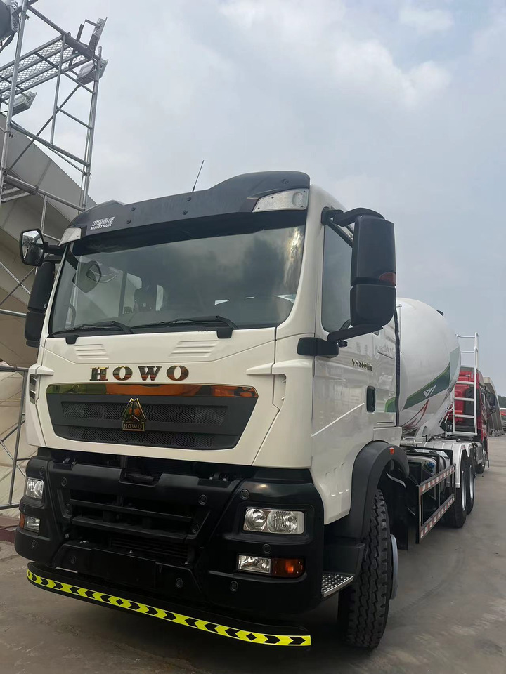 HOWO TX350 Cement Mixer Truck - Betonbil: billede 2 HOWO TX350 Cement Mixer Truck - Betonbil: billede 2