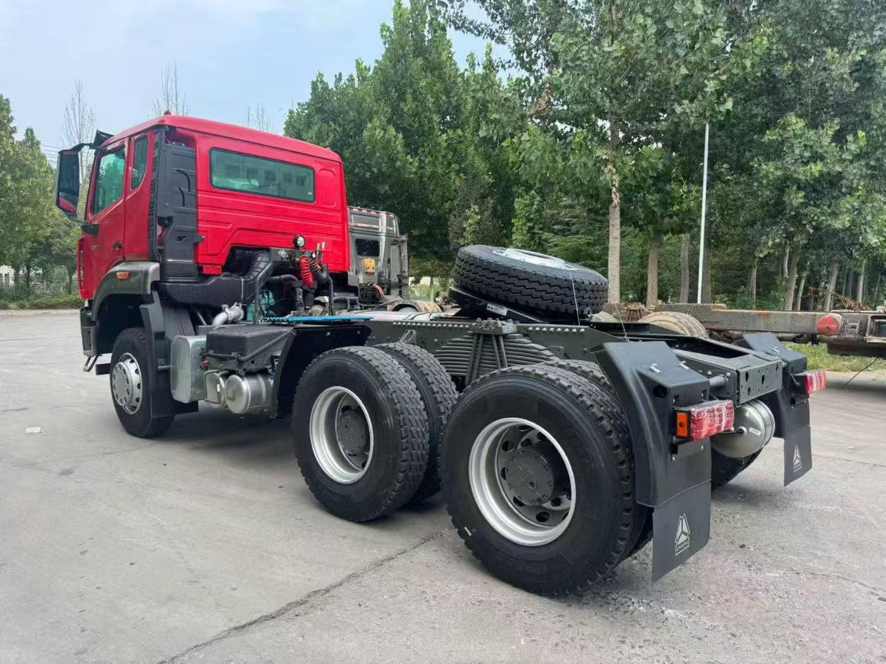 Howo Tractor Unit Click for Discount - Tipvogn lastbil: billede 4 Howo Tractor Unit Click for Discount - Tipvogn lastbil: billede 4