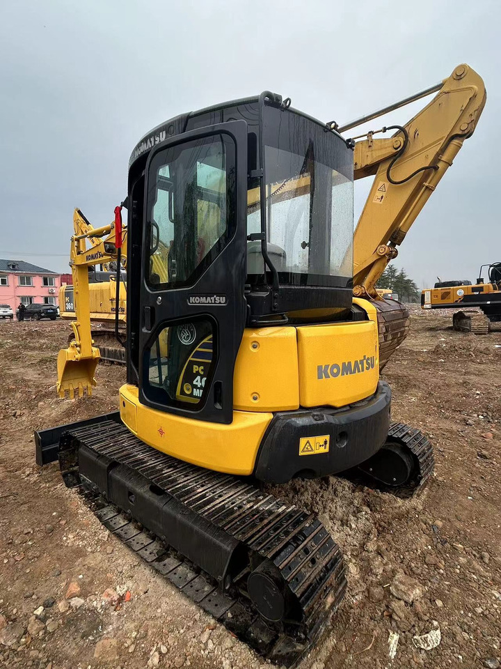 KOMATSU Mini Excavator PC40 With Enclosed Cab - Minigravemaskine: billede 3 KOMATSU Mini Excavator PC40 With Enclosed Cab - Minigravemaskine: billede 3