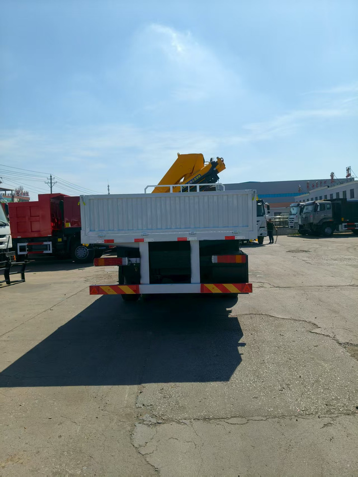 SHACMAN Truck Counted Crane 6x4 Click for Discount - Tipvogn lastbil: billede 5 SHACMAN Truck Counted Crane 6x4 Click for Discount - Tipvogn lastbil: billede 5