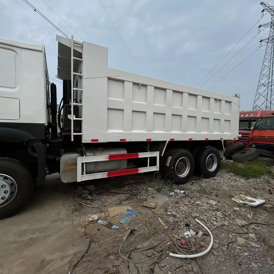 SINOTRUK HOWO 6x4 Dump Truck Click for Discount - Tipvogn lastbil: billede 3 SINOTRUK HOWO 6x4 Dump Truck Click for Discount - Tipvogn lastbil: billede 3