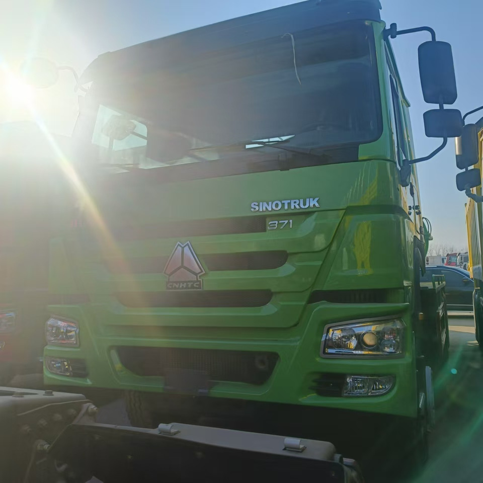 SINOTRUK HOWO Sewage Suction Truck 6*4 Click Here for Discount - Slamsugemaskine: billede 4 SINOTRUK HOWO Sewage Suction Truck 6*4 Click Here for Discount - Slamsugemaskine: billede 4