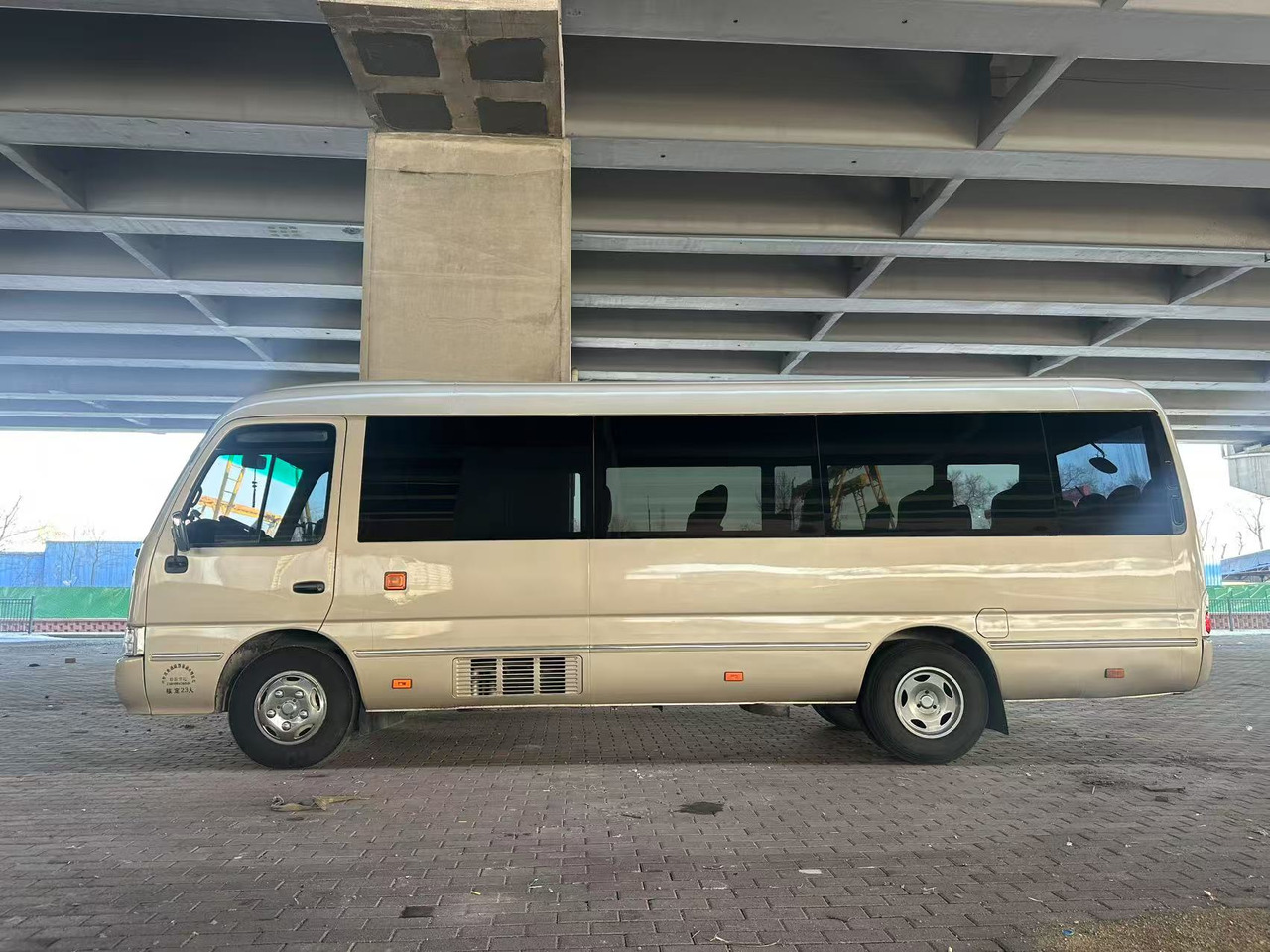 TOYOTA Coaster - Minibus, Persontransport: billede 4 TOYOTA Coaster - Minibus, Persontransport: billede 4