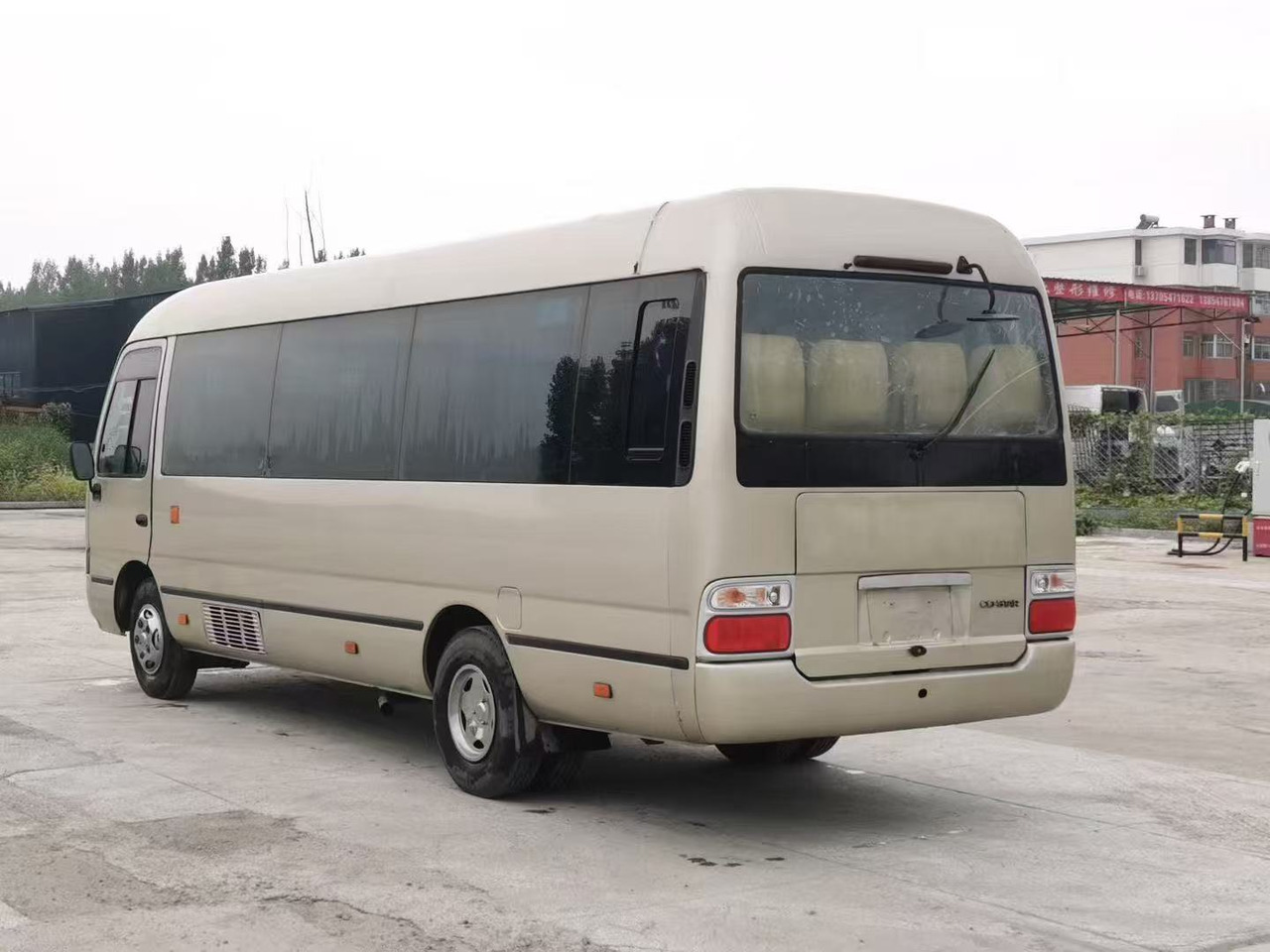TOYOTA Coaster Mini Bus Good Conditon Automatic Doors Negotiable - Minibus, Persontransport: billede 4 TOYOTA Coaster Mini Bus Good Conditon Automatic Doors Negotiable - Minibus, Persontransport: billede 4