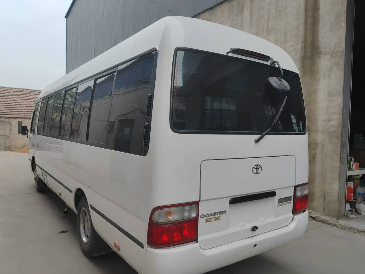 TOYOTA Hiace Bus 13 Seats - Turistbus: billede 5 TOYOTA Hiace Bus 13 Seats - Turistbus: billede 5