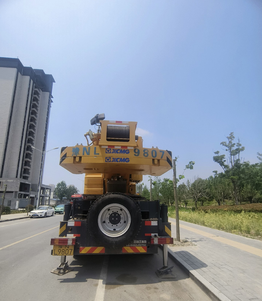 XCMG Crane QY75K - Alle terræn kran: billede 4 XCMG Crane QY75K - Alle terræn kran: billede 4