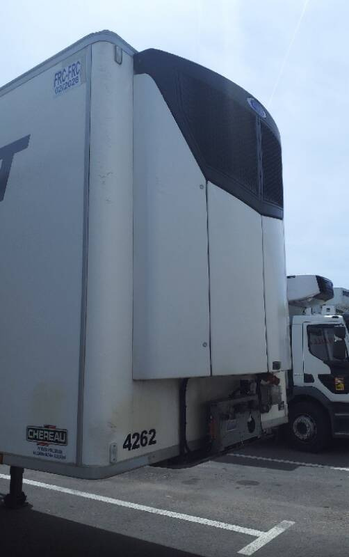 Semi-remorque 3 Essieux FRIGO 38 TONNES HAYON CAISSE CHEREAU GROUPE CARRIER VECTOR HE 19 MT - Kølevogn sættevogn: billede 2 Semi-remorque 3 Essieux FRIGO 38 TONNES HAYON CAISSE CHEREAU GROUPE CARRIER VECTOR HE 19 MT - Kølevogn sættevogn: billede 2