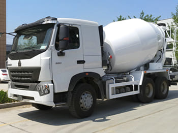 SINOTRUK Concrete Mixer Truck for Sale in Ghana - Betonbil: billede 1 SINOTRUK Concrete Mixer Truck for Sale in Ghana - Betonbil: billede 1