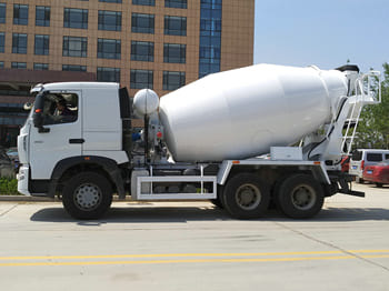 SINOTRUK Concrete Mixer Truck for Sale in Ghana - Betonbil: billede 5 SINOTRUK Concrete Mixer Truck for Sale in Ghana - Betonbil: billede 5