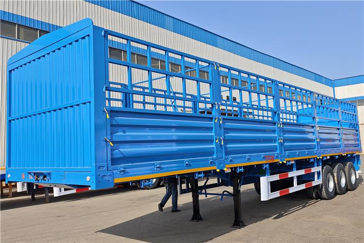 TITAN 3 Axle Livestock Semi Trailer for Sale In Kenya - Veetransport sættevogn: billede 1 TITAN 3 Axle Livestock Semi Trailer for Sale In Kenya - Veetransport sættevogn: billede 1
